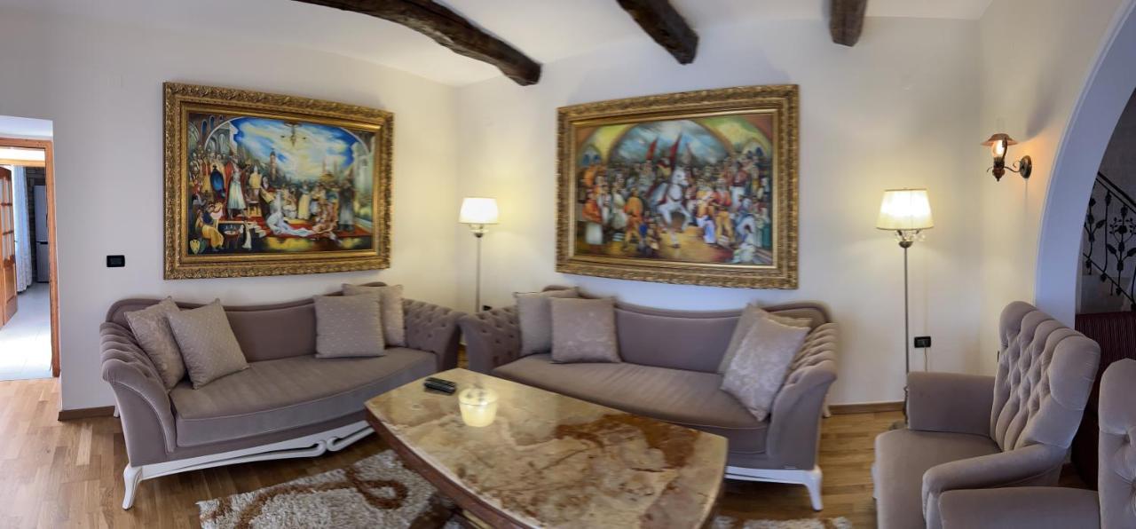 Villa Celaj “The Castle” Krujë المظهر الخارجي الصورة