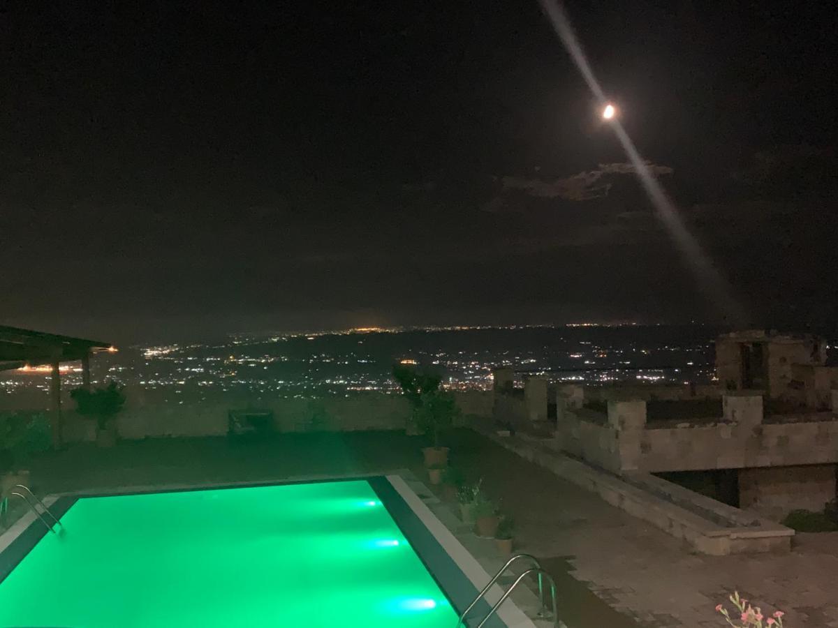 Villa Celaj “The Castle” Krujë المظهر الخارجي الصورة