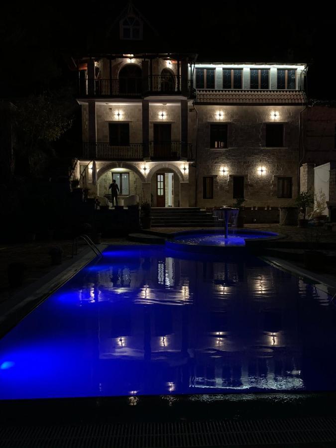 Villa Celaj “The Castle” Krujë المظهر الخارجي الصورة